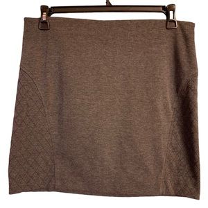 Simply Vera Wang Grey Mini Skirt Size L